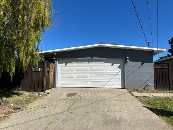 $660,000 | 1111 Marionola Way, Pinole, CA 94564