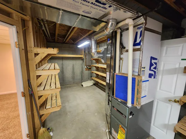 $324,900 | 2715 North Wuthering Hills Drive, Janesville, WI 53546