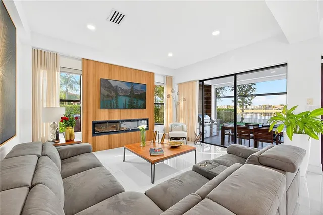 $2,050,000 | 10613 Mobberley Circle, Orlando, FL 32832