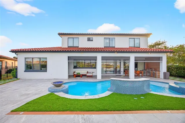 $2,050,000 | 10613 Mobberley Circle, Orlando, FL 32832