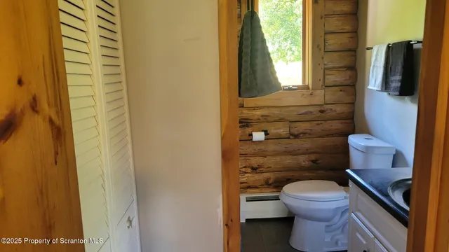 $389,000 | 24 Benson Hollow Lane, Tunkhannock, PA 18657