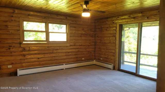 $389,000 | 24 Benson Hollow Lane, Tunkhannock, PA 18657