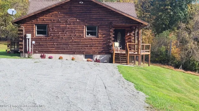 $389,000 | 24 Benson Hollow Lane, Tunkhannock, PA 18657