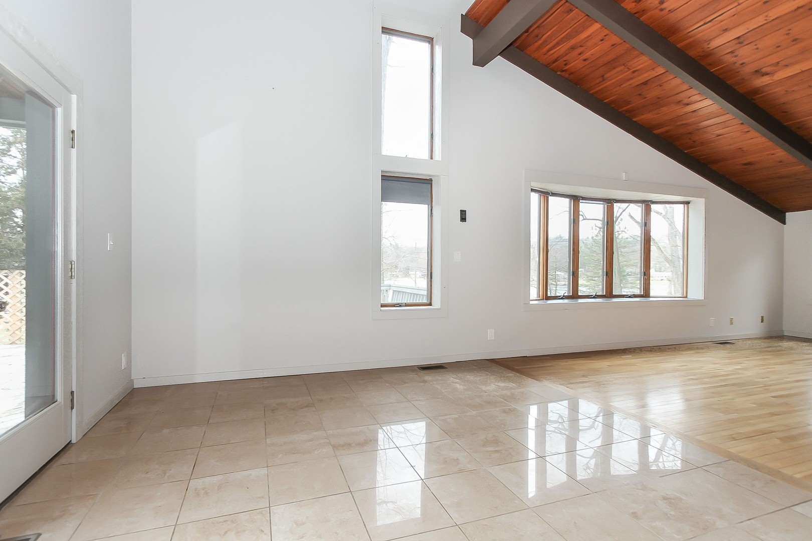 1029 North River Road Algonquin, IL 60102 - Photo 13 of 40 Gallery Image 13