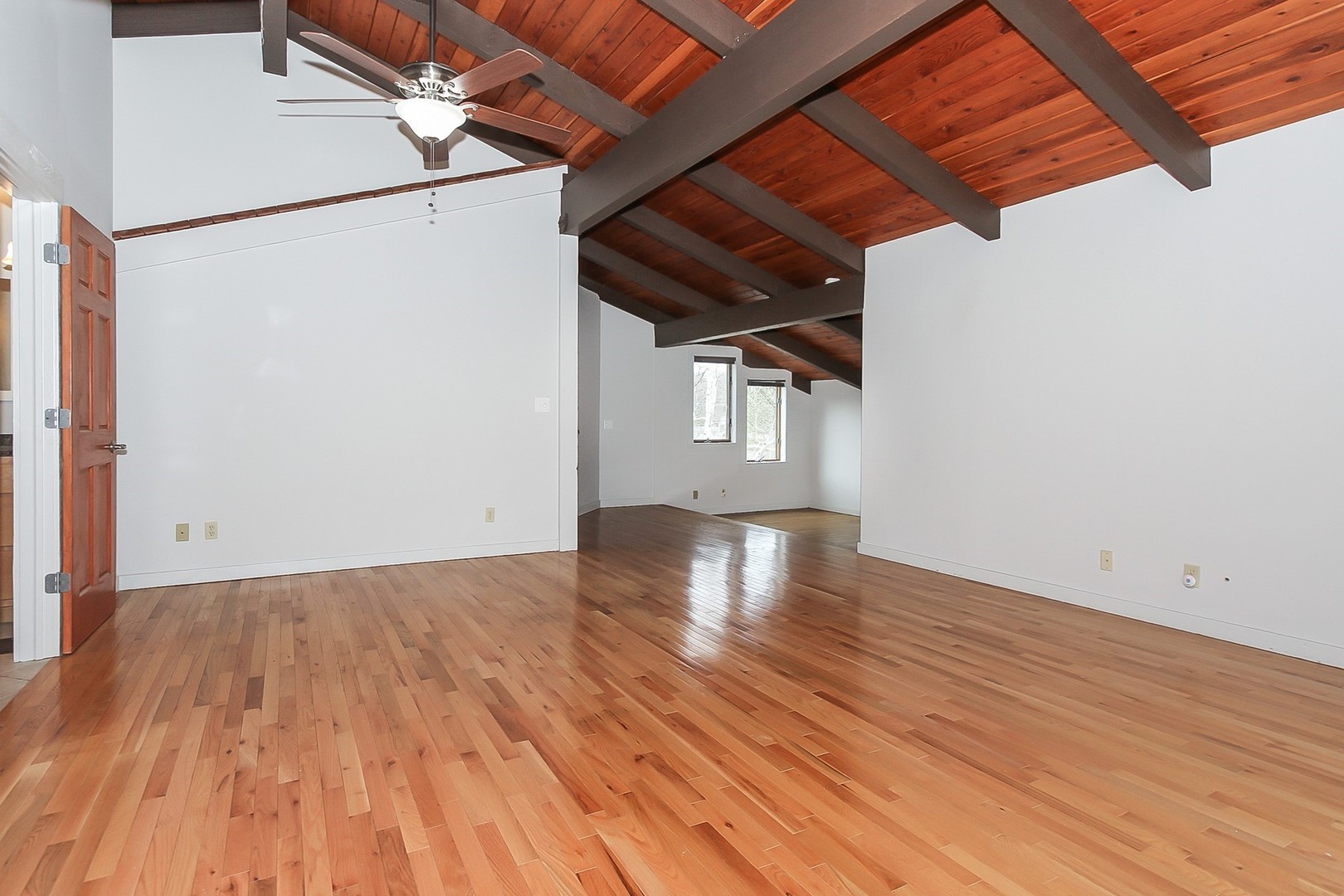 1029 North River Road Algonquin, IL 60102 - Photo 16 of 40 Gallery Image 16