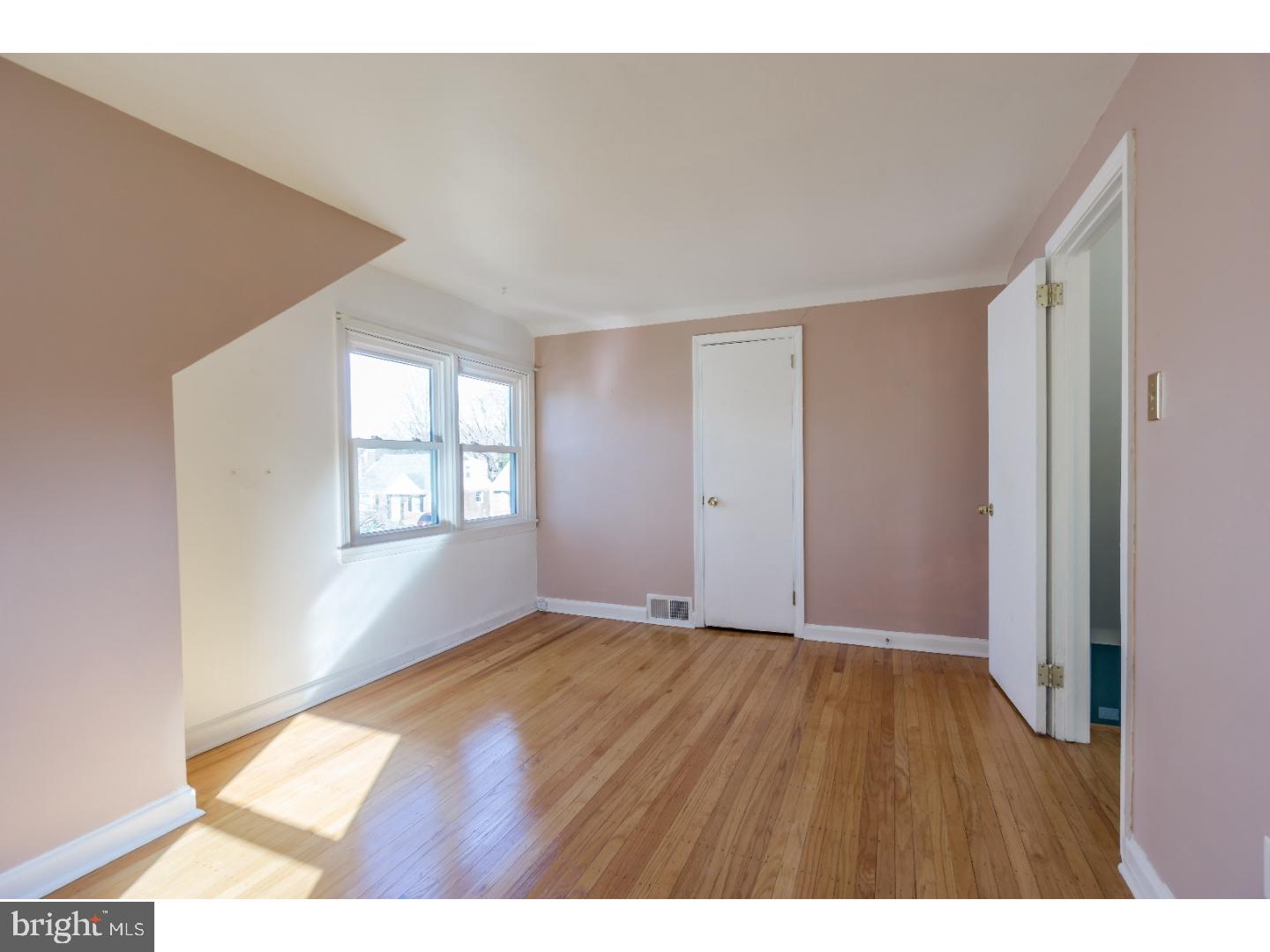 19 South Malin Road Broomall, PA 19008 - Photo 16 of 25 Bedroom 2