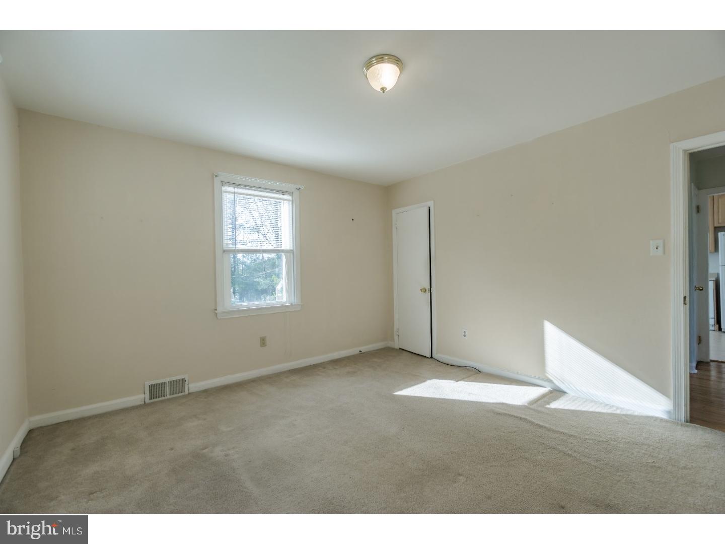 19 South Malin Road Broomall, PA 19008 - Photo 6 of 25 Bedroom