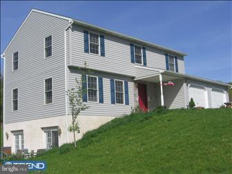 35 Club Road Oley, PA 19547 - Photo 2 of 5 Exterior Side