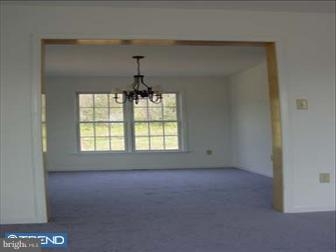35 Club Road Oley, PA 19547 - Photo 4 of 5 Dining Room