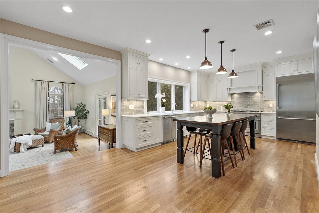 173 Independence Road Concord, MA 01742 - Photo 9 of 40