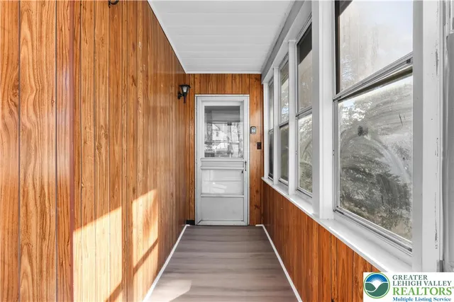 $1,300 | 746 North Washington Street, Unit 2, Wilkes Barre, PA 18705