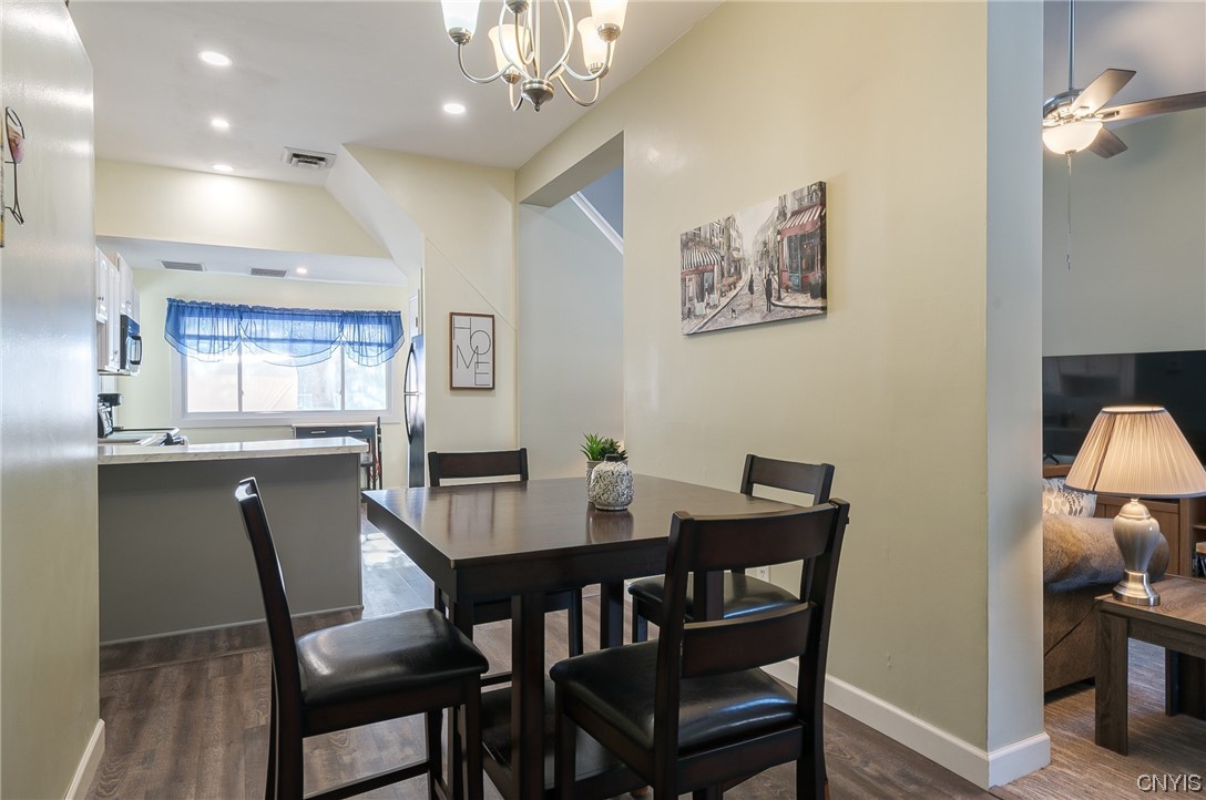 207 Vantage Drive Camillus, NY 13031 - Photo 13 of 34