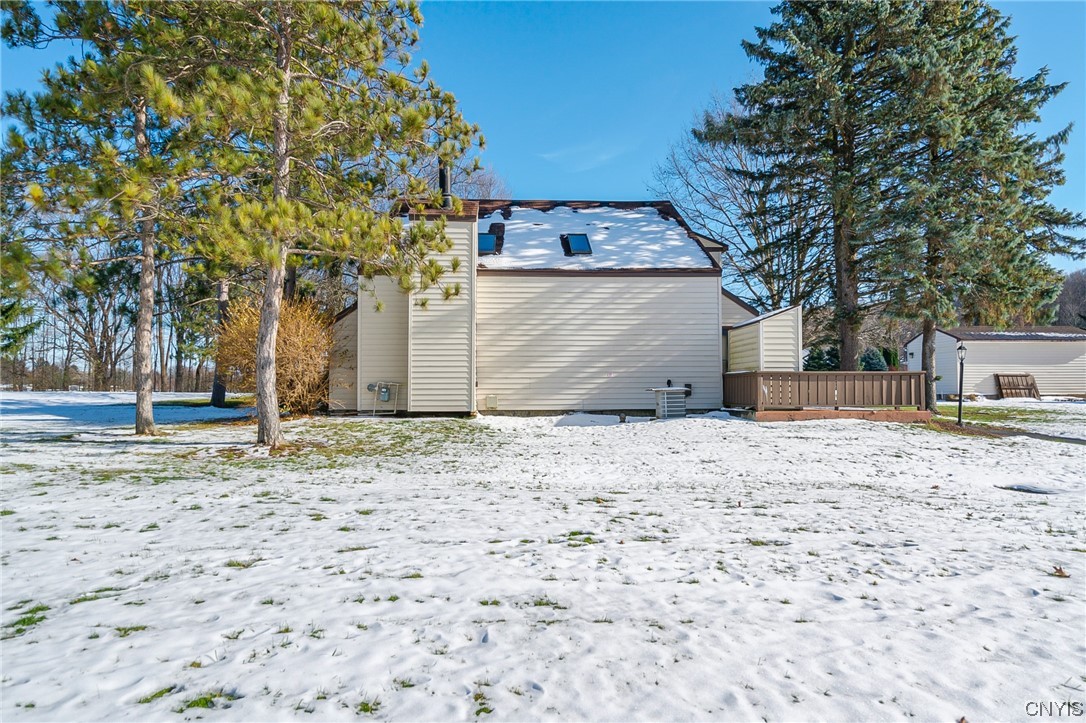 207 Vantage Drive Camillus, NY 13031 - Photo 33 of 34