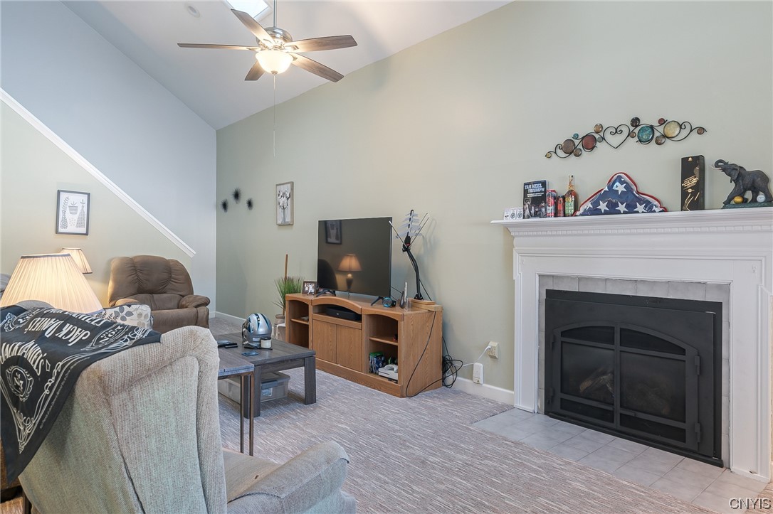 207 Vantage Drive Camillus, NY 13031 - Photo 5 of 34