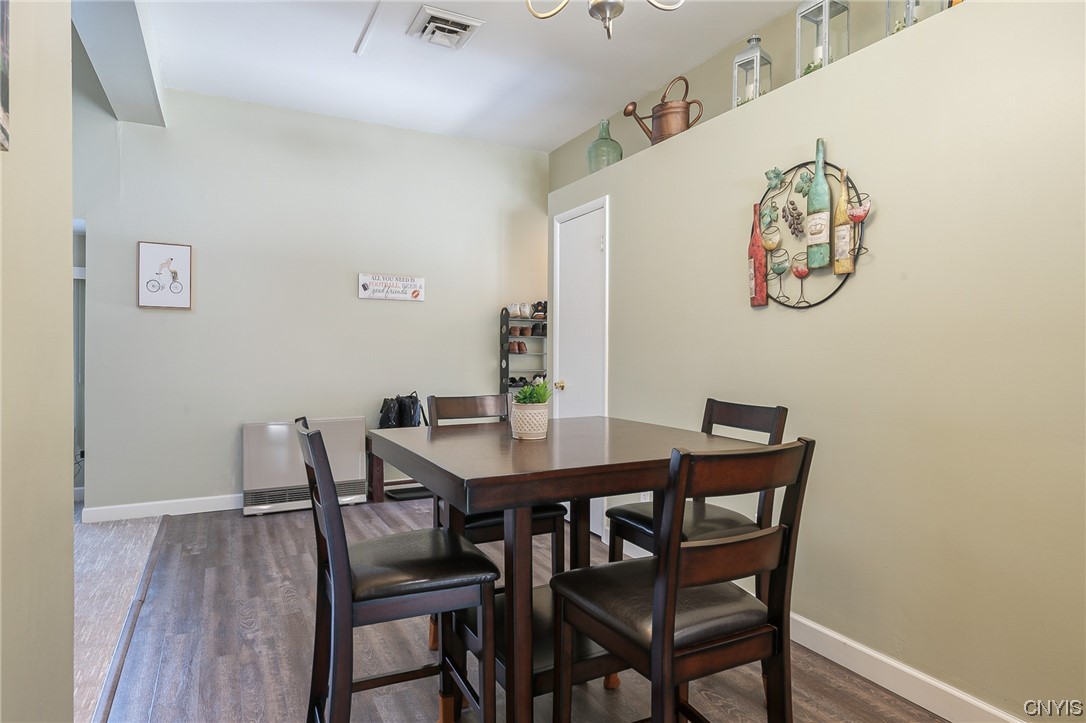 207 Vantage Drive Camillus, NY 13031 - Photo 10 of 34