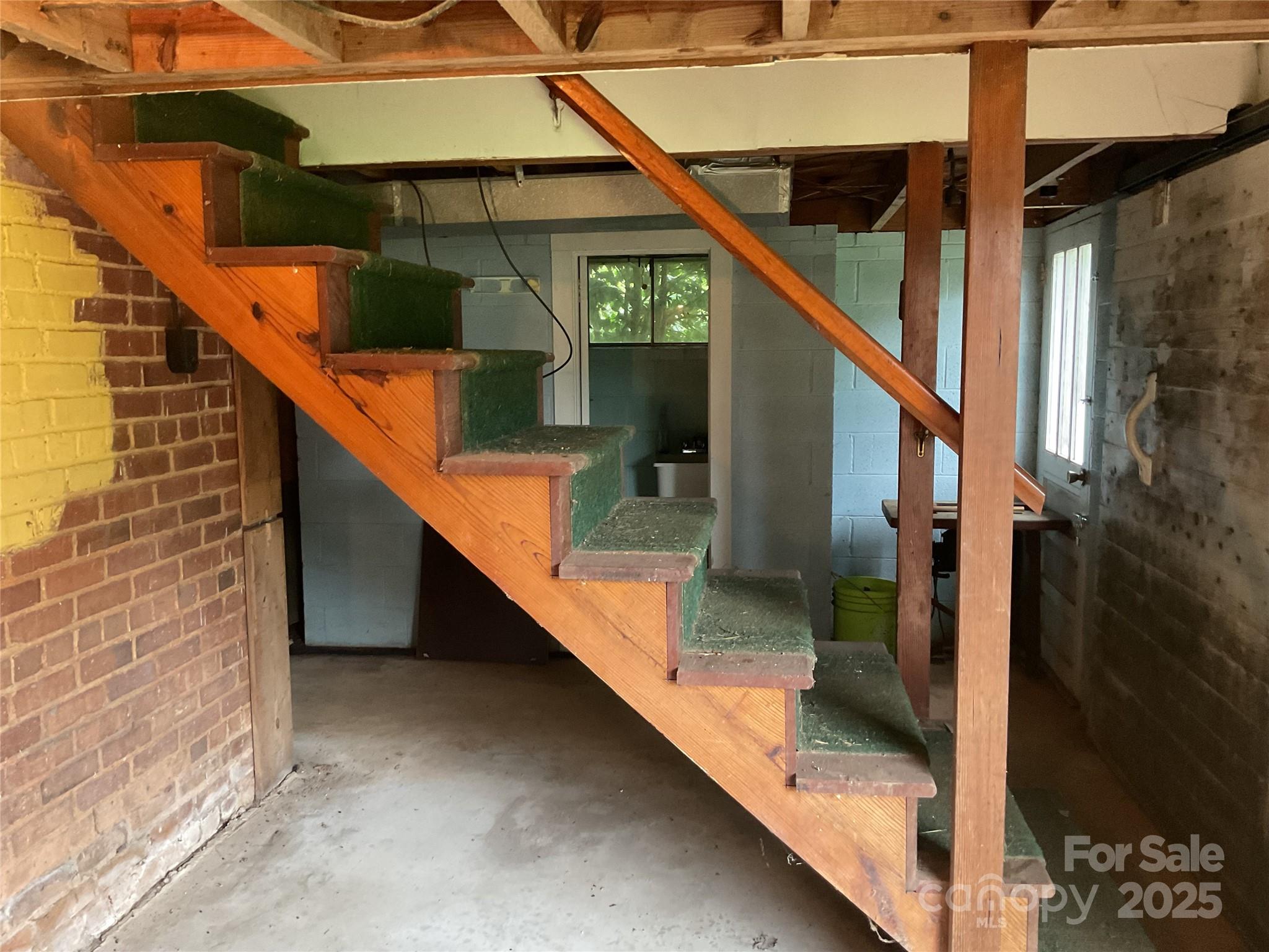 402 Connelly Springs Road Lenoir, NC 28645 - Photo 31 of 33 a view of entryway