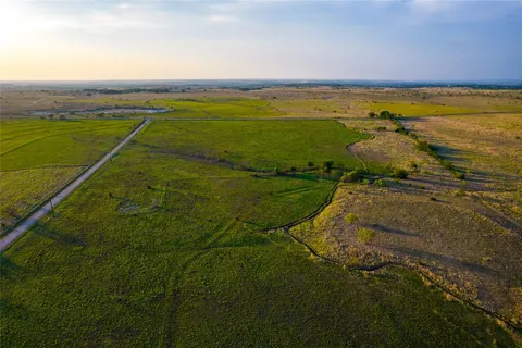 $250,000 | 41 County Road 210B, Bertram, TX 78605