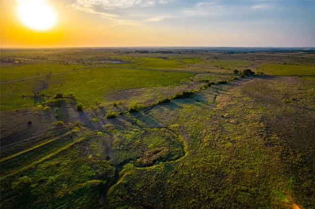 $250,000 | 41 County Road 210B, Bertram, TX 78605