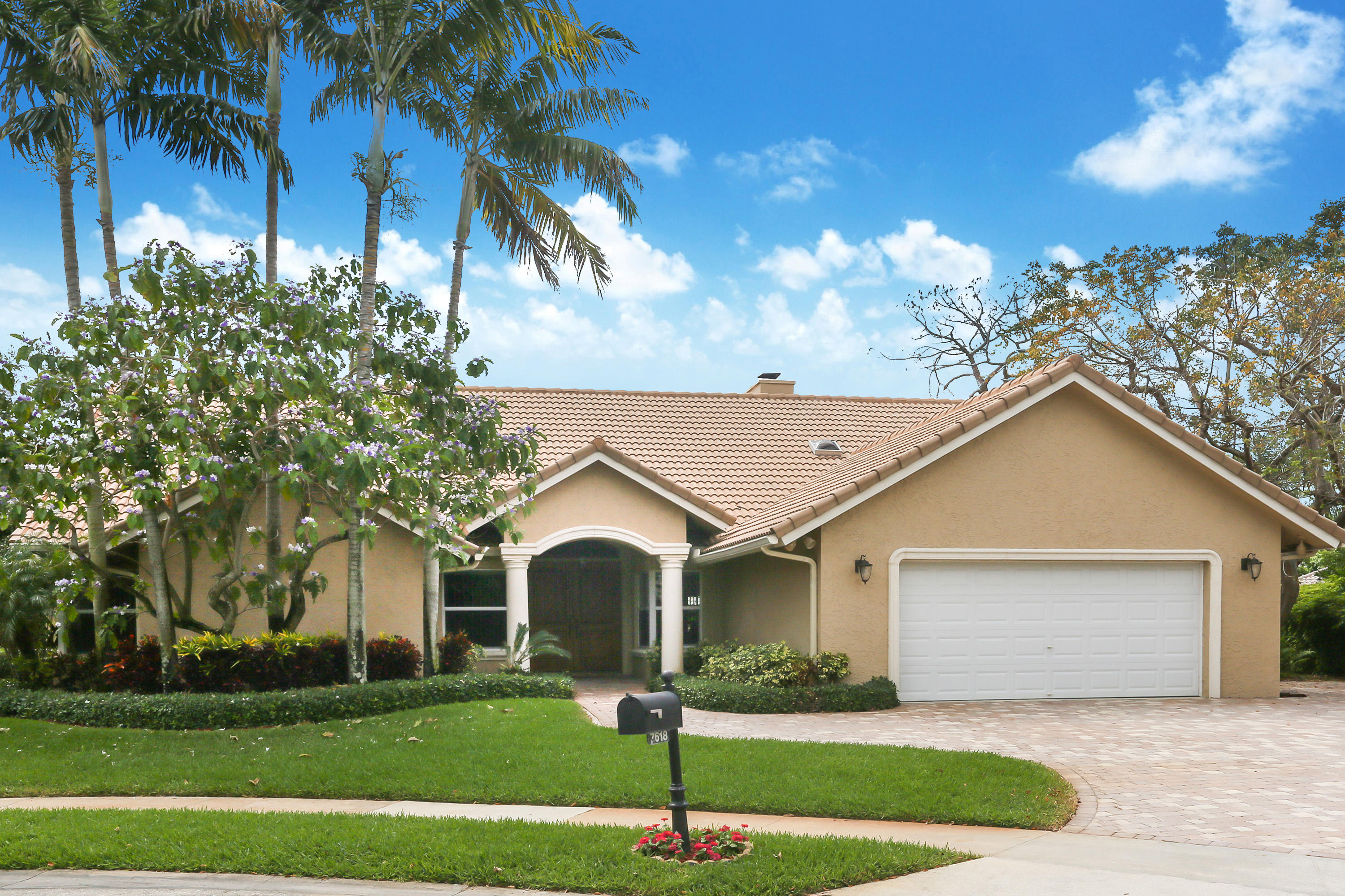 7618 Marbella Terrace Boca Raton, FL 33433 - Photo 1 of 27 iUSE photography_3U5A8321
