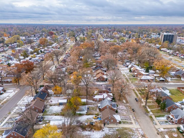 $93,000 | 19412 Sussex Street, Detroit, MI 48235
