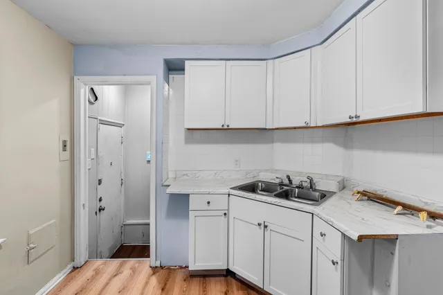 $93,000 | 19412 Sussex Street, Detroit, MI 48235