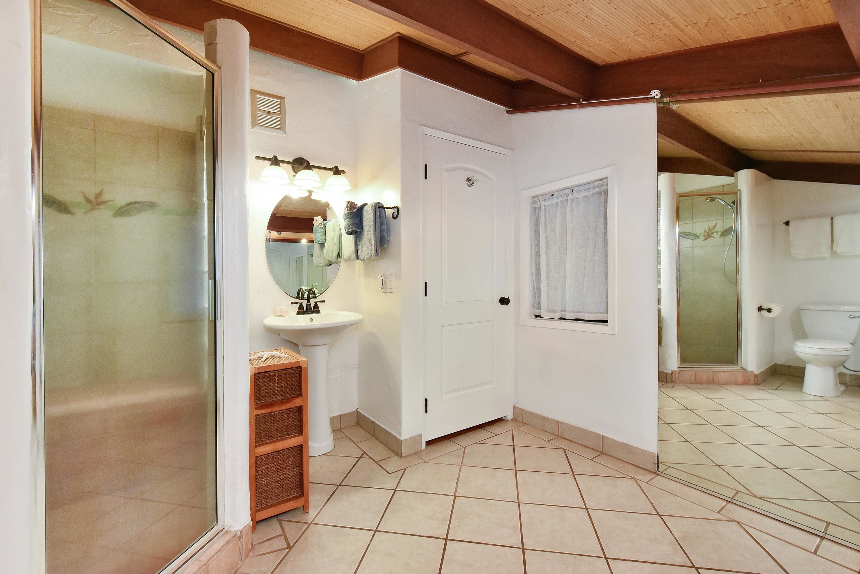 3975 Lower Honoapiilani Road, Unit 204 Lahaina, HI 96761 - Photo 32 of 50 Gallery Image 32