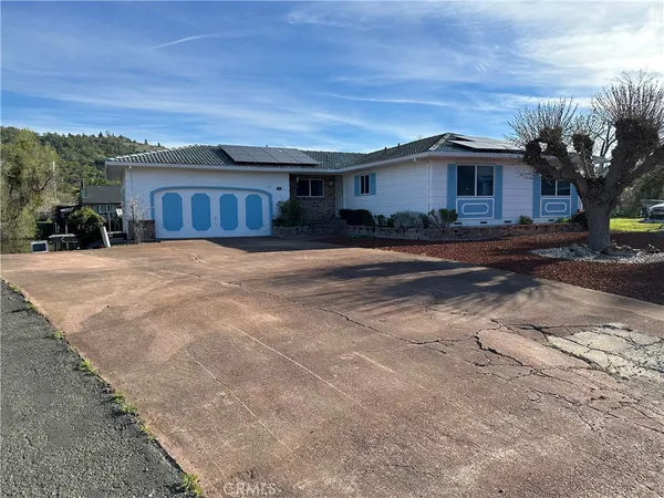 $349,000 | 567 Pebble Way, Clearlake Oaks, CA 95423