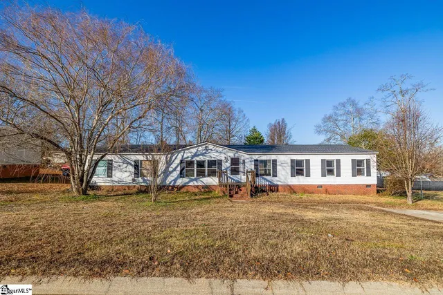 $195,000 | 477 Thomason Road, Fountain Inn, SC 29644