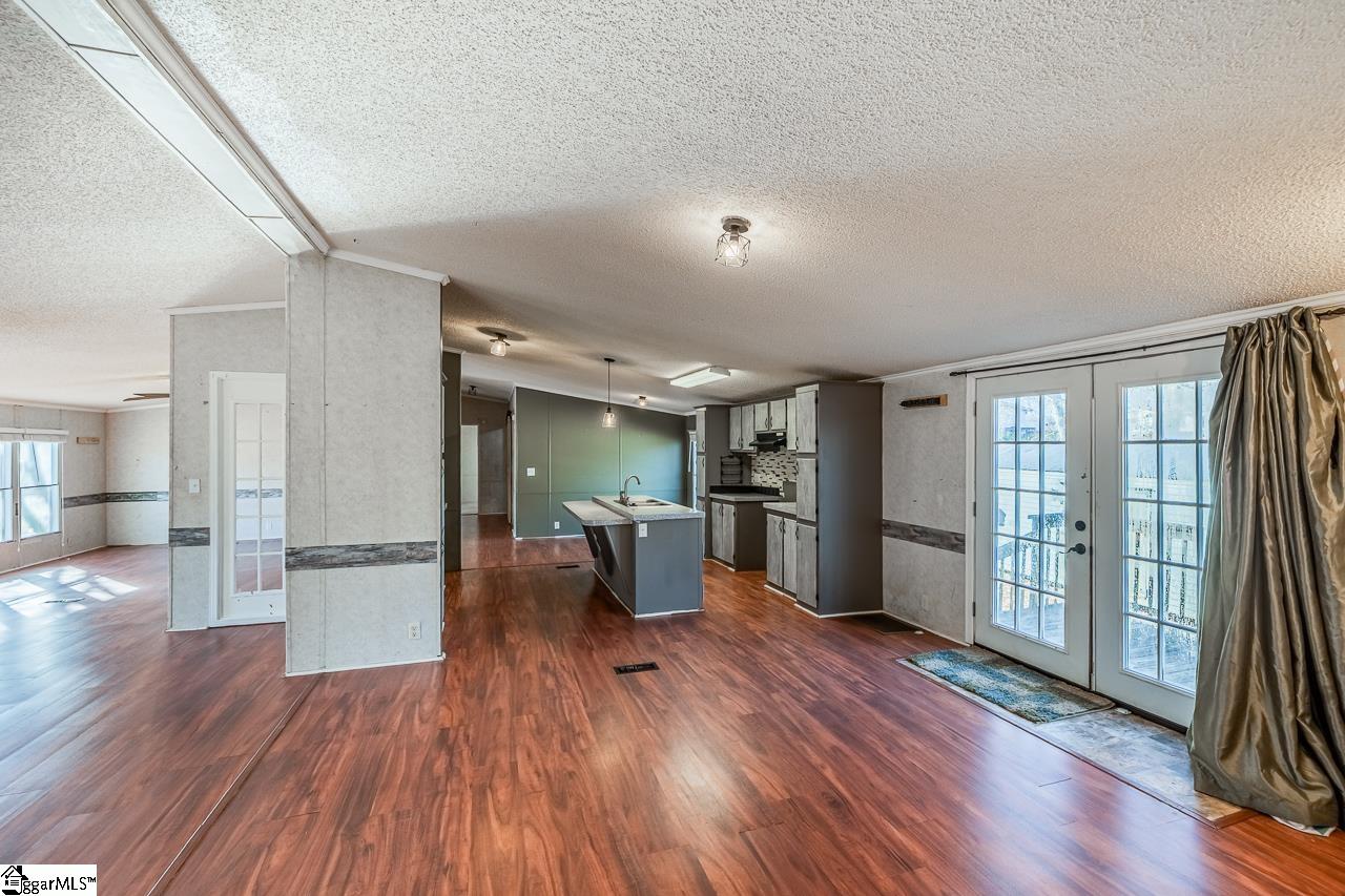 477 Thomason Road Fountain Inn, SC 29644 - Photo 14 of 32