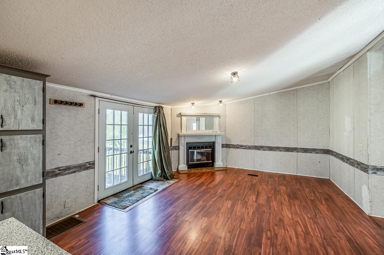 477 Thomason Road Fountain Inn, SC 29644 - Photo 15 of 32