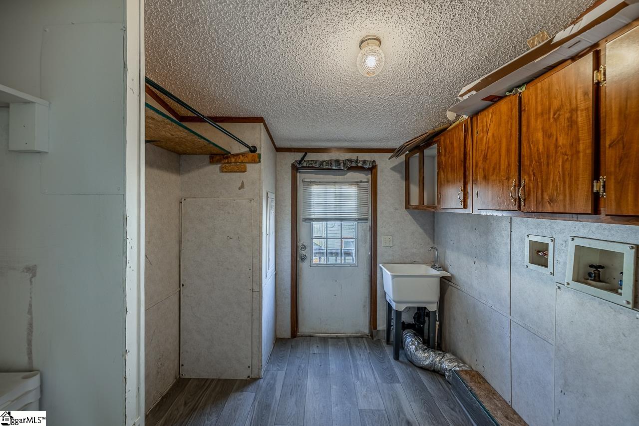 477 Thomason Road Fountain Inn, SC 29644 - Photo 18 of 32