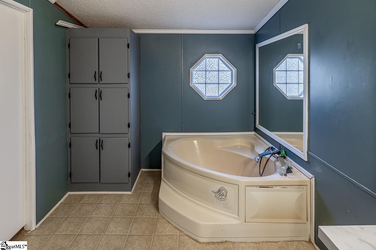 477 Thomason Road Fountain Inn, SC 29644 - Photo 24 of 32