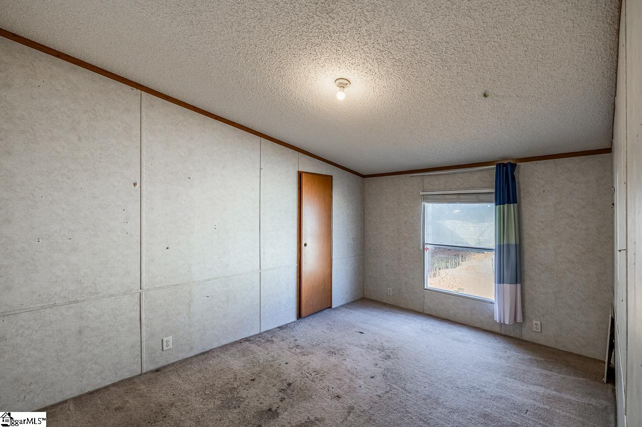 477 Thomason Road Fountain Inn, SC 29644 - Photo 28 of 32