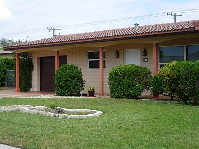 74 Southwest 9th Avenue Boca Raton, FL 33486 - Photo 1 of 9 Exterior