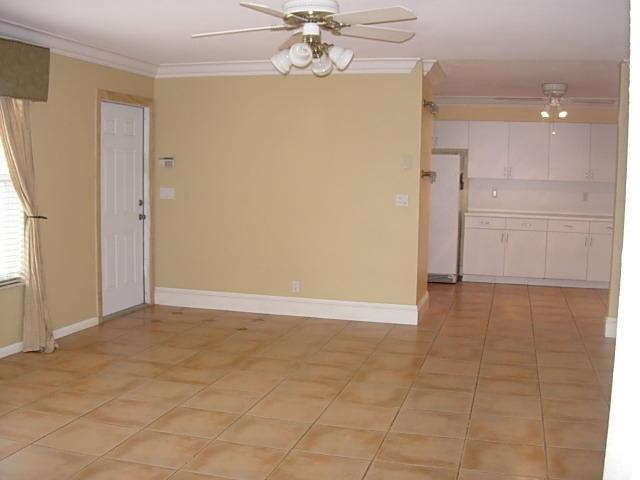 74 Southwest 9th Avenue Boca Raton, FL 33486 - Photo 6 of 9 Kitchen