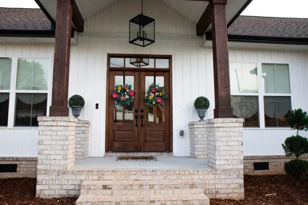 $549,999 | 50 Coleson Circle, McMinnville, TN 37110
