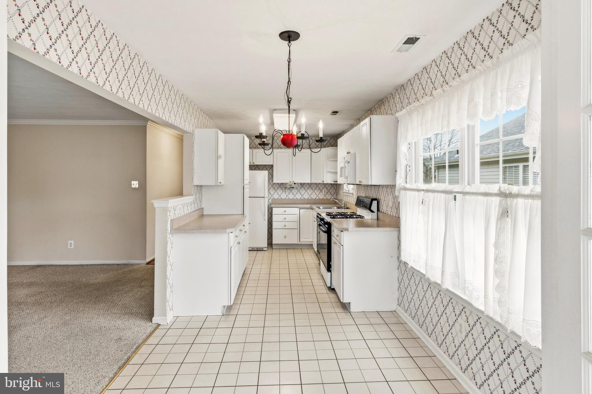 36 Grandview Place Sewell, NJ 08080 - Photo 9 of 26