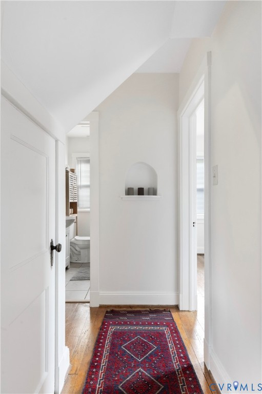 613 Rothesay Road Richmond, VA 23221 - Photo 16 of 36 Hardwood flooring extends through this hallway fea