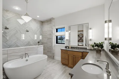 $2,500,000 | 6761 Wellington Circle, Zionsville, IN 46077