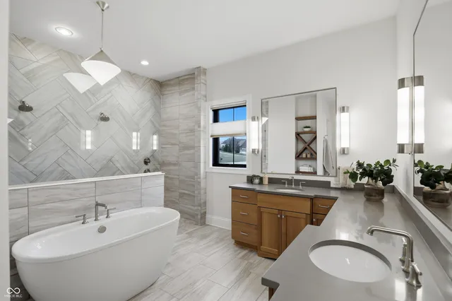 $2,500,000 | 6761 Wellington Circle, Zionsville, IN 46077