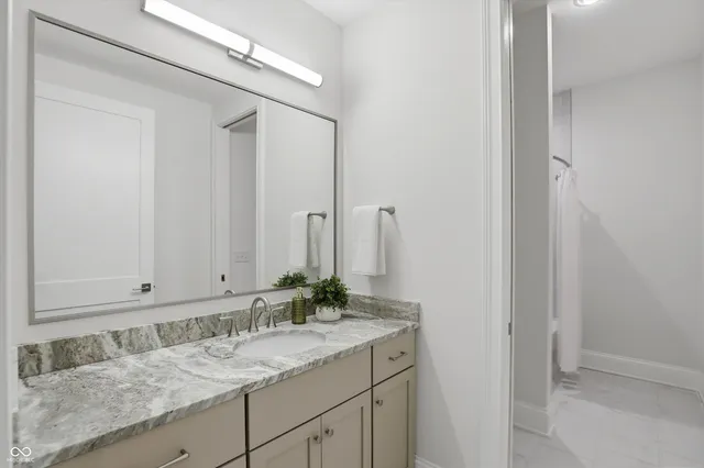 $2,500,000 | 6761 Wellington Circle, Zionsville, IN 46077