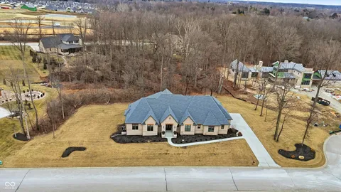 $2,500,000 | 6761 Wellington Circle, Zionsville, IN 46077
