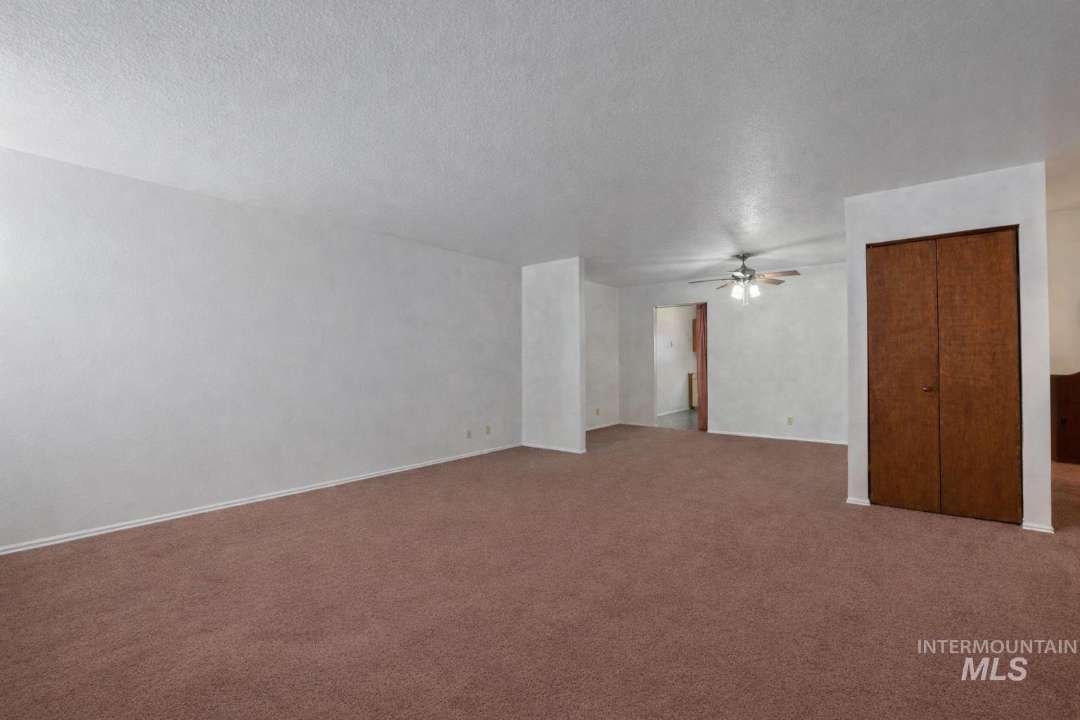 222 Avenida Del Rio Drive Twin Falls, ID 83301 - Photo 2 of 31