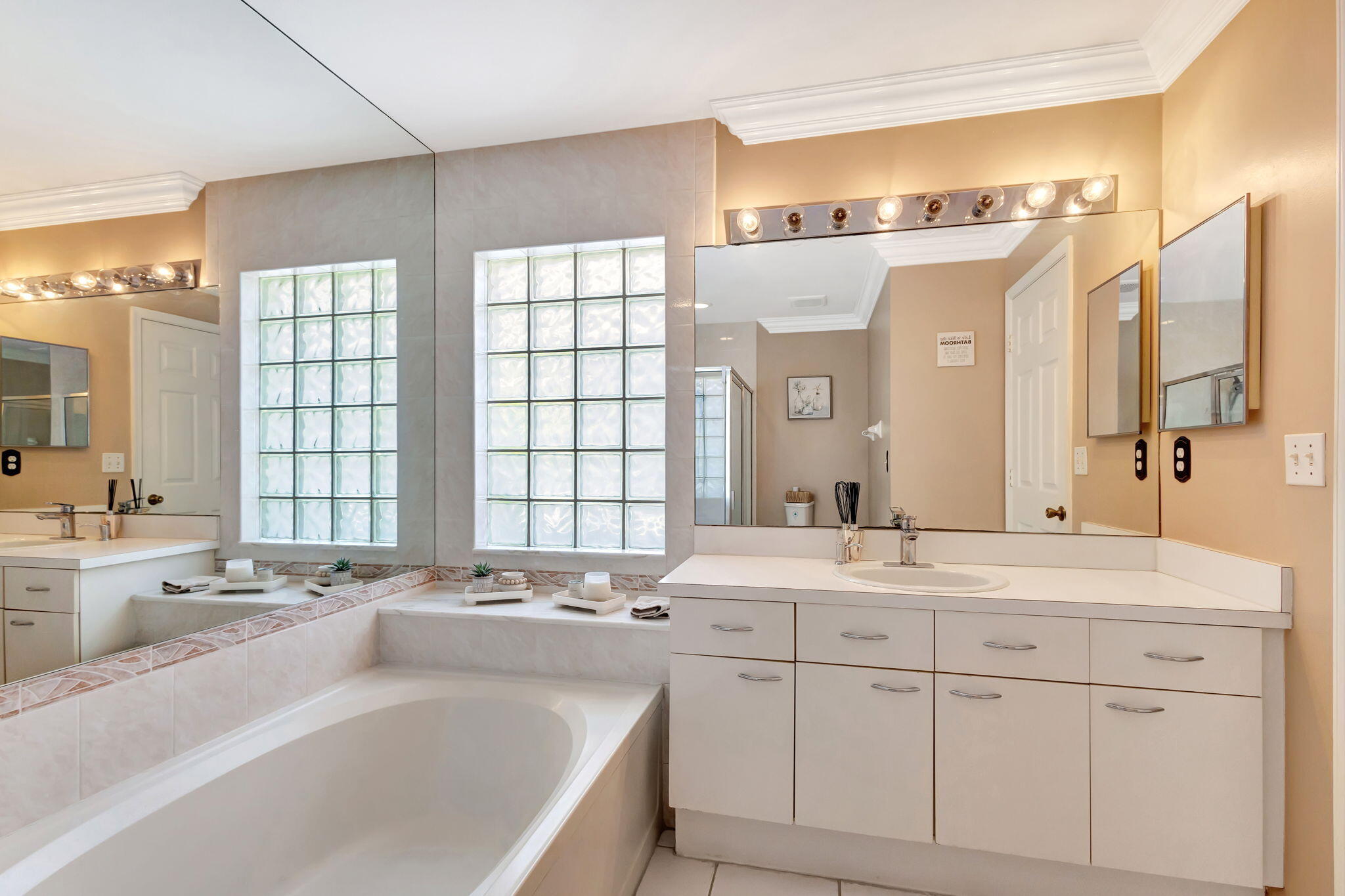 1833 Barnstable Road Wellington, FL 33414 - Photo 16 of 66 29-web-or-mls-5D1A4289