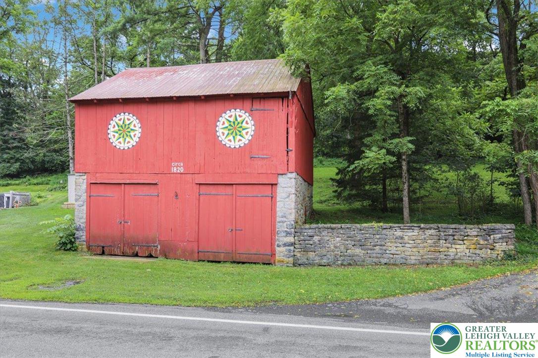 1670 Moselem Spring Road Hamburg, PA 19526 - Photo 21 of 50 a sign that is on the side of the road