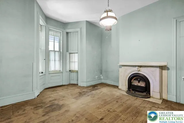 $899,000 | 1670 Moselem Spring Road, Hamburg, PA 19526