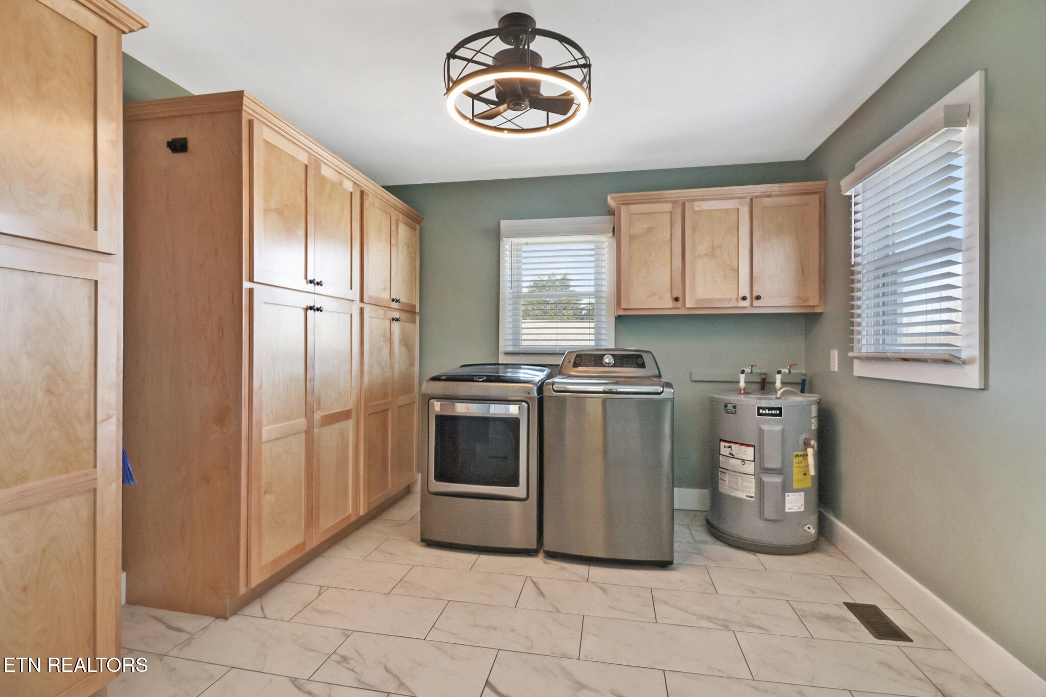 1065 Old Grimsley Road Grimsley, TN 38565 - Photo 26 of 43 a kitchen with a refrigerator and a stove