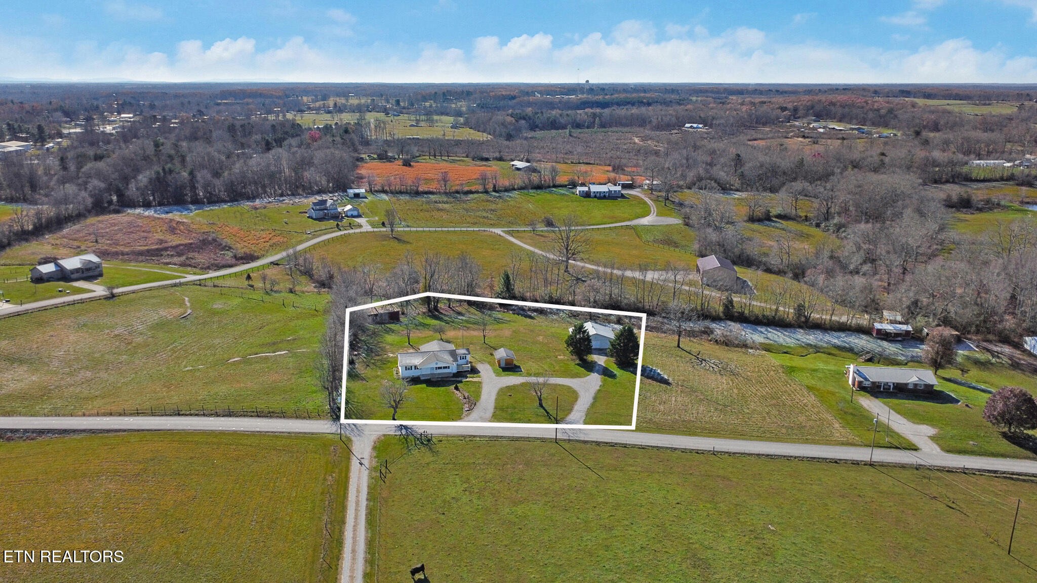1065 Old Grimsley Road Grimsley, TN 38565 - Photo 7 of 43 a view of an outdoor space
