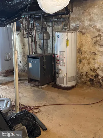 a view of a storage & utility room