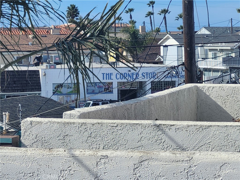 240 Melrose Drive Oxnard, CA 93035 - Photo 38 of 55 Local Country Store around the corner. fView from upper deck